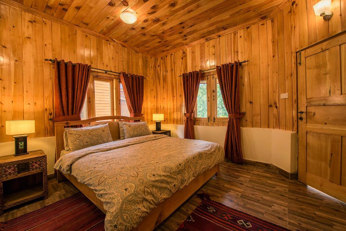 Hotel Arcadian Sprucewoods Shogran Exterior foto
